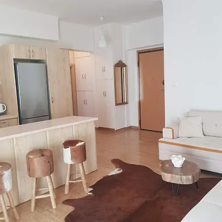 Urban By The Sea Apartment Piraeus Exterior photo